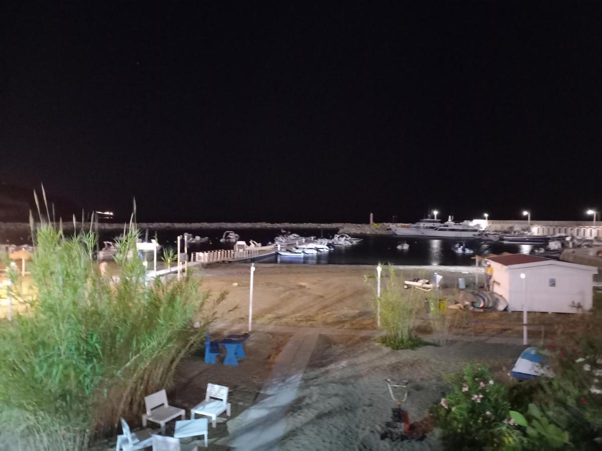 Sea House B&B Peschici Bagian luar foto